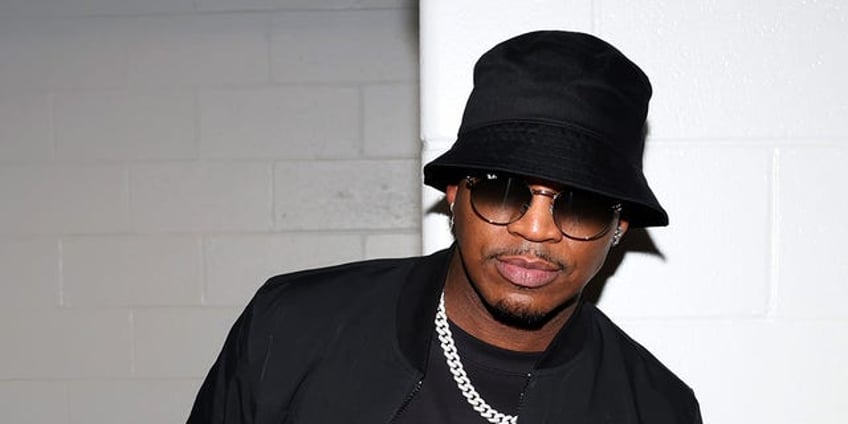 ne yo scolds parents who let kids make life changing gender decisions as minors forgotten their roles