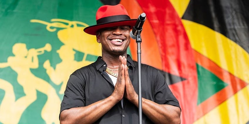 ne yo scolds parents who let kids make life changing gender decisions as minors forgotten their roles