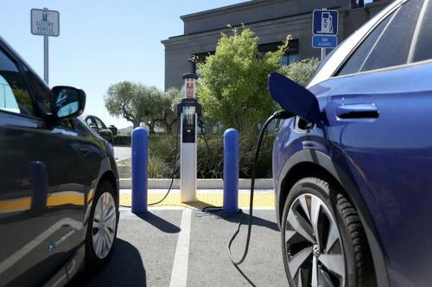 nearly half of us ev drivers consider switching back to gas vehicles mckinsey study