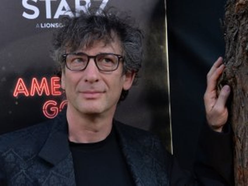 Neil Gaiman personally contributed to 2 'Dead Boy Detectives' episodes