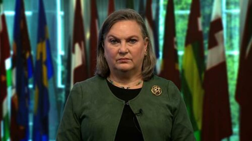 neocon queen of darkness calls for us to bomb russian targets within russia