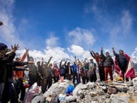 Nepal holds tribute for disappearing glacier