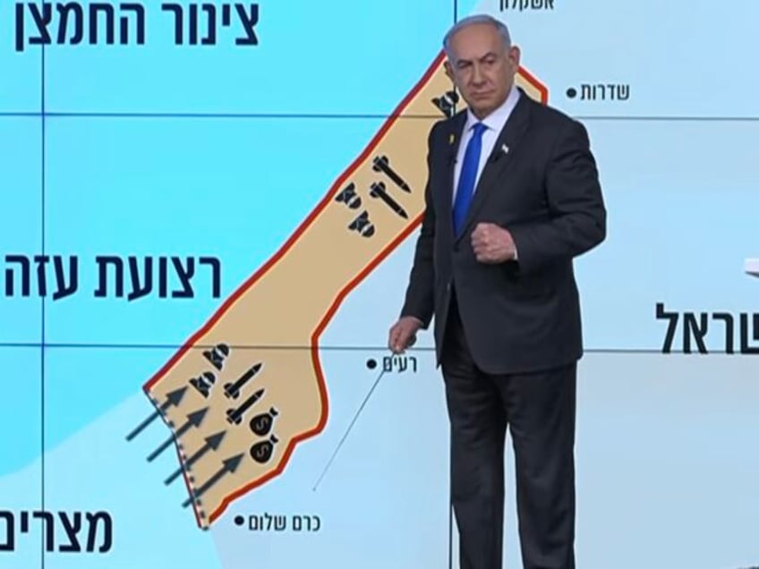 Benjamin Netanyahu at the map (GPO / YouTube)