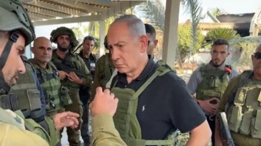 netanyahu meets israeli soldiers on front lines we are all ready for next stage