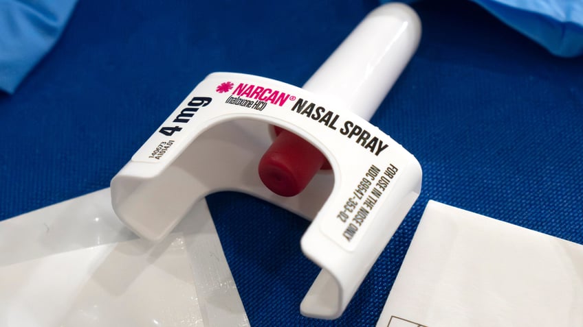 Narcan nasap spray