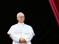 ‘Never Again War’ — Pope Leo XIV Calls for Peace in Ukraine and Middle East in First Sunday Noon Blessing