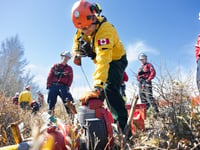New Canadian firefighters train for brutal fire season