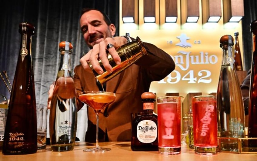Winners and boozers: whatever happens at the Oscars ceremony, celebrities will have a menu