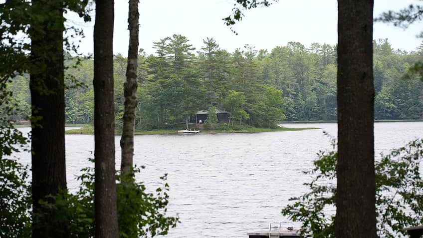 Crawford Pond in Union, Maine