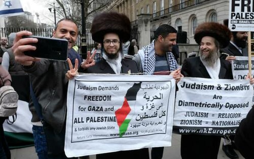 new german citizens must now affirm israels right to exist