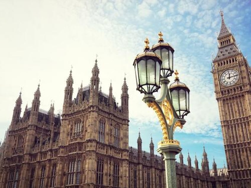 new guide teaches uk mps to spot conspiracy theories