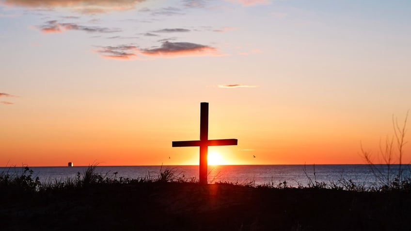 new jersey christian beach town faces pressure to stop its faith based closures on sunday mornings