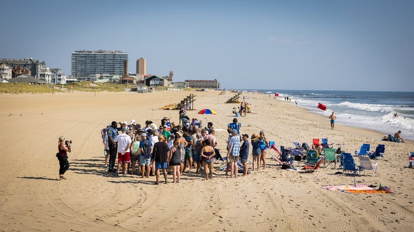 new jersey christian beach town faces pressure to stop its faith based closures on sunday mornings