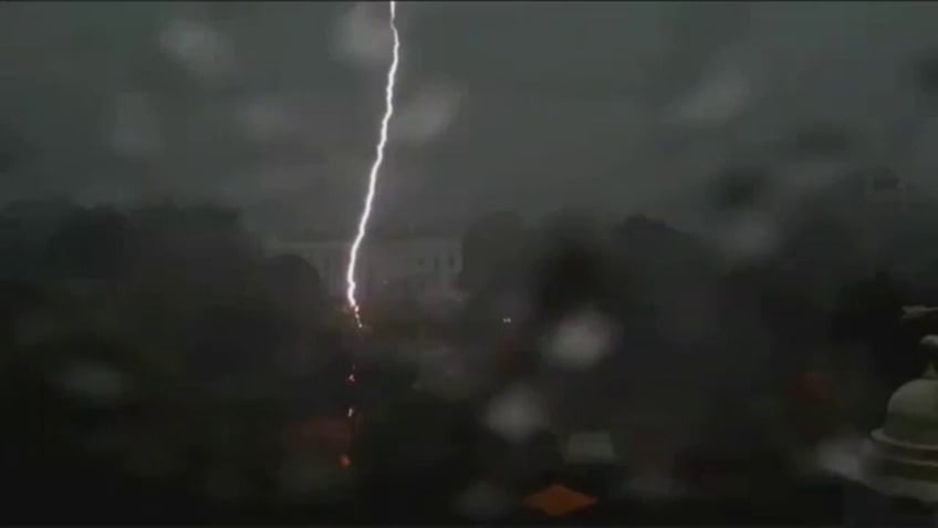 Lightning strike near the White House leaves Wisconsin couple dead