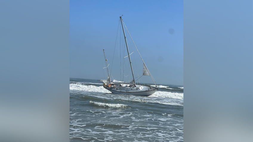 OCNJ-Water-Rescue-Sailboat