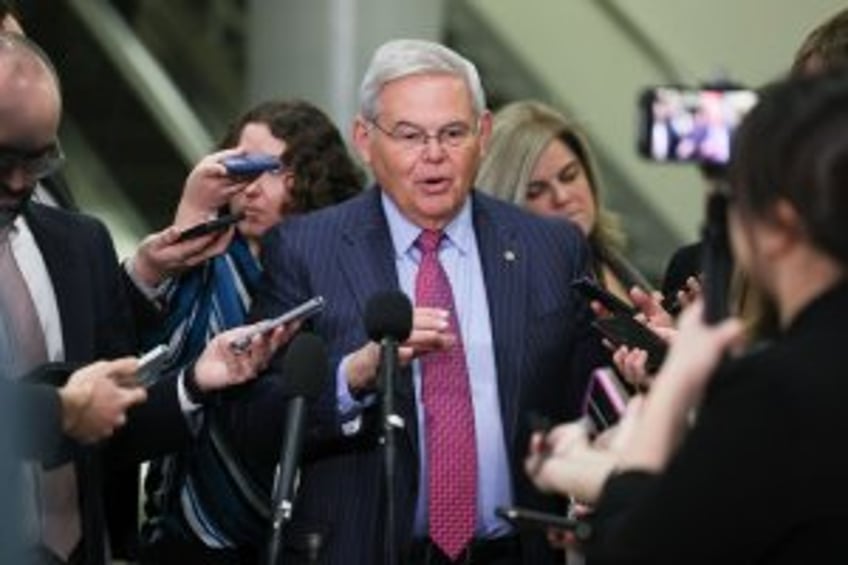 New Jersey Sen. Bob Menendez, wife, plead not guilty to new federal charges