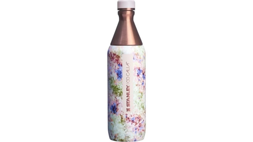 Add a beautiful pattern to your everyday water bottle. 