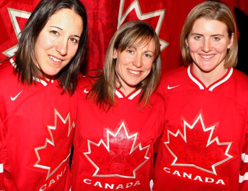 new womens pro hockey league provides sneak peak on its 6 markets 3 in us and 3 in canada