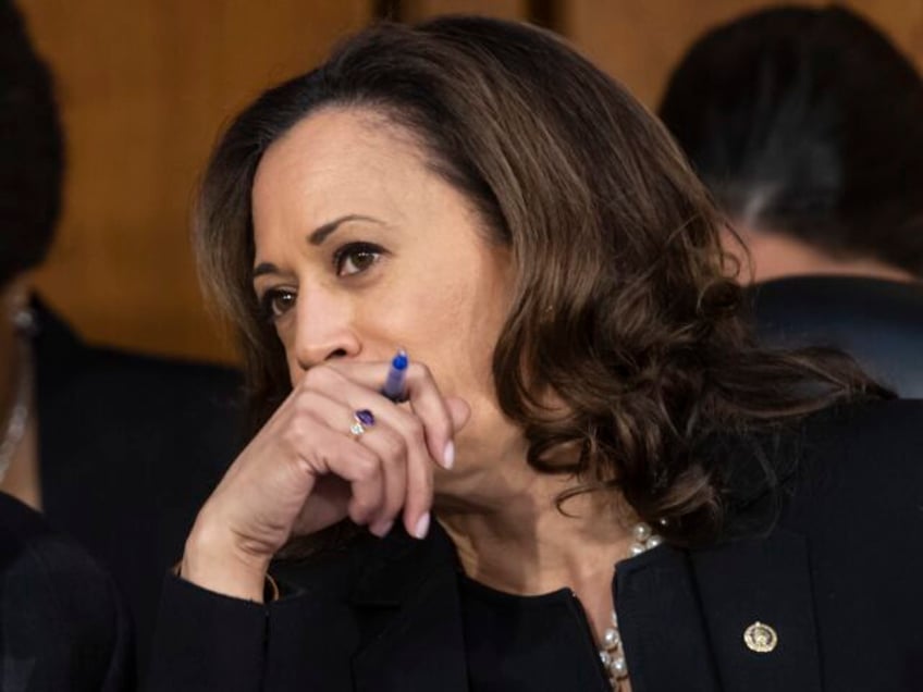 In this Sept. 6, 2018, photo, Sen. Cory Booker, D-N.J., left, and Sen. Kamala Harris, D-Ca