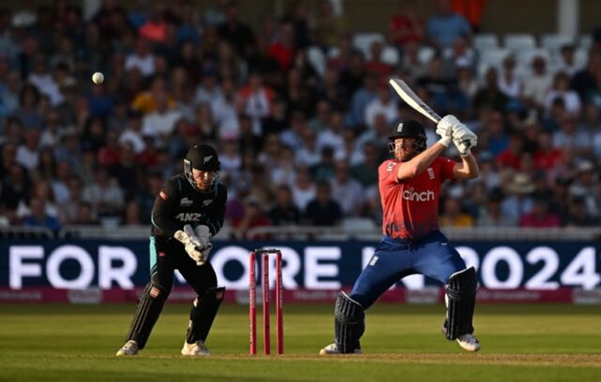 new zealand overcome bairstow blitz to hold england to 175 8 in 4th t20