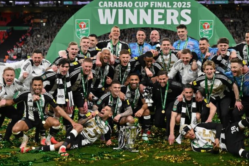 Newcastle celebrate winning the League Cup final