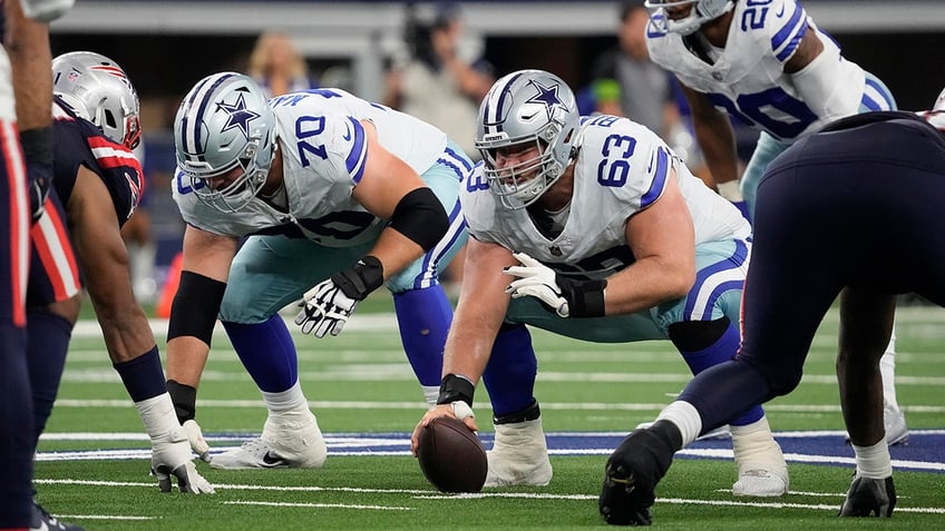 nfl fan goes into labor while attending cowboys game my water broke