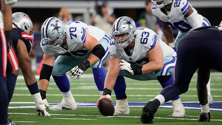 nfl fan goes into labor while attending cowboys game my water broke