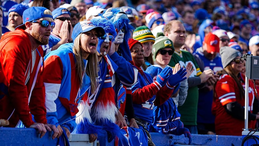 Bills fans cheer