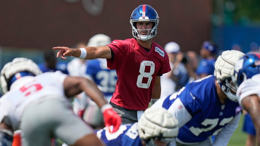 Daniel Jones at practice