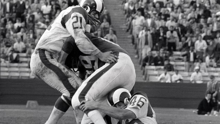 nfl great eddie meador dead at 86