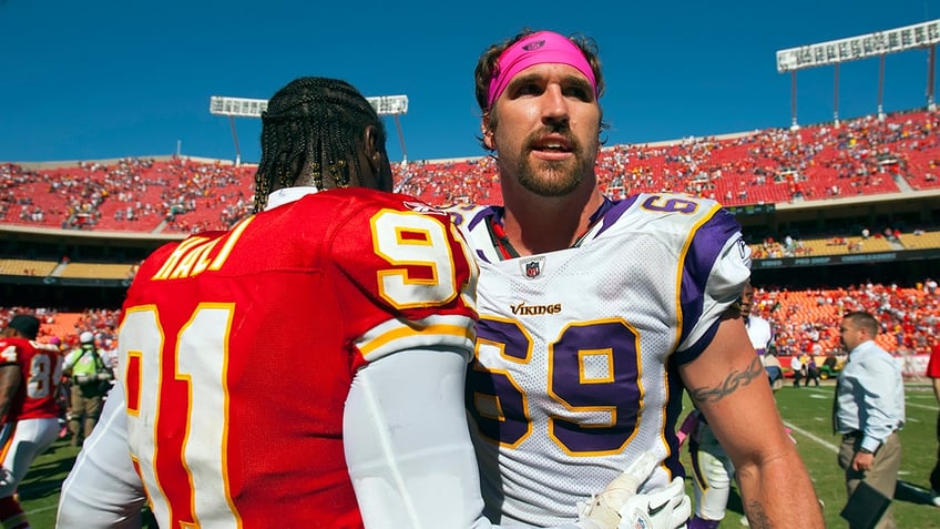 Jared Allen vs Chiefs