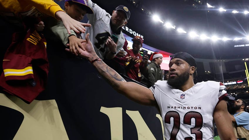 Marshon Lattimore and fans