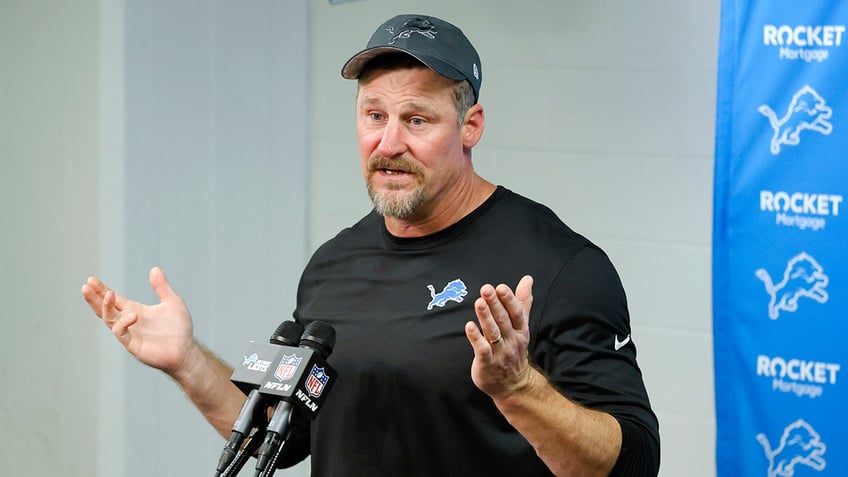 Dan Campbell talks to the media