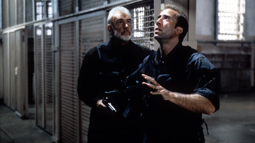 Sean Connery and Nicolas Cage in a scene from The Rock