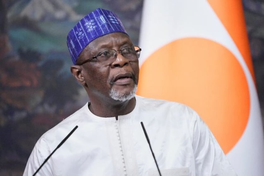 Niger's Foreign Minister Bakary Yaou Sangare hosted his Nigerian counterpart for talks in