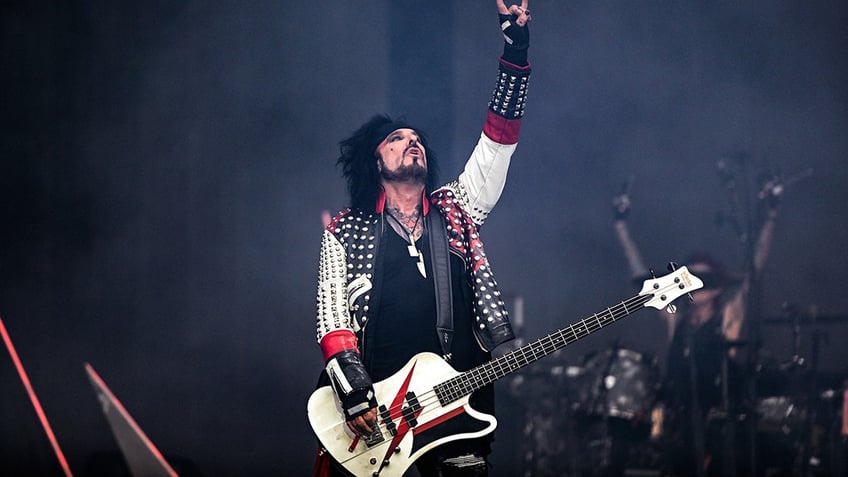 Nikki Sixx performing