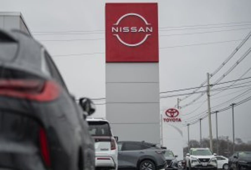 Nissan to shut 7 plants, cut 20,00 jobs