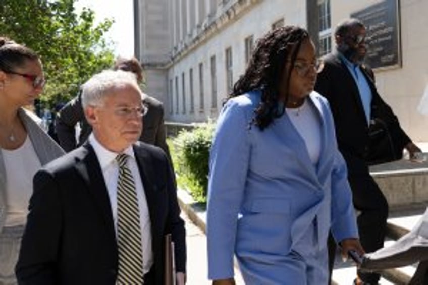 N.J. Rep. LaMonica McIver pleads not guilty to ICE-assault charges