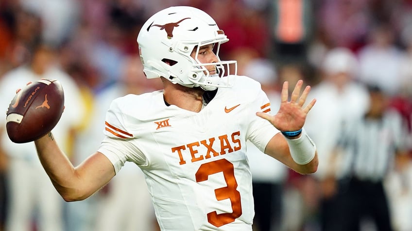 no 11 texas upsets no 3 alabama in tuscaloosa in battle of future sec rivals