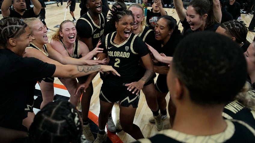 no 20 colorado stuns no 1 lsu as tigers national title defense starts off rocky