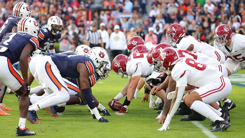 no 8 alabamas last minute prayer answered to avoid iron bowl upset against auburn