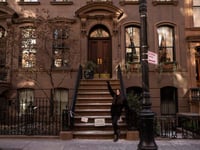 No cupcakes, no cosmos: ‘Sex and the City’ brownstone in NYC will get a gate to deter tourists