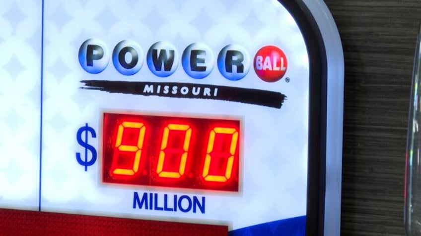 no winner in mondays powerball drawing jackpot reaches 1 billion