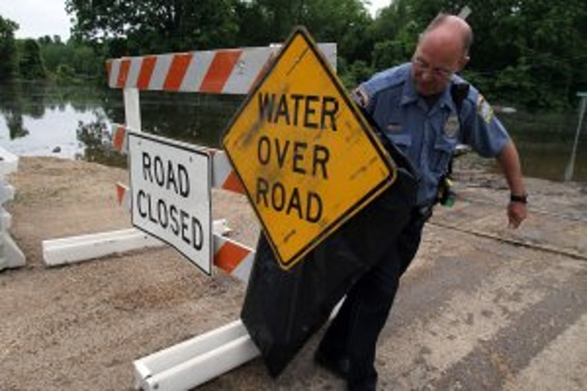 NOAA awards $1M to monitor potentially destructive floods, ice-jam events in Alaska