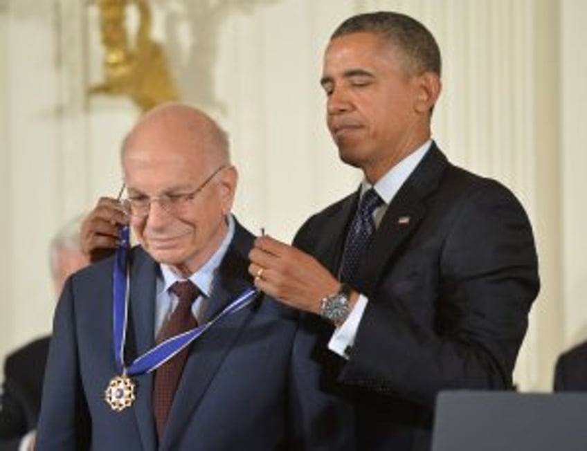 Nobel Prize-winning psychologist Daniel Kahneman dies at 90