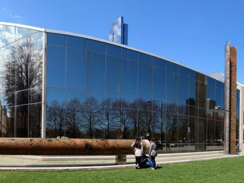 Panoramic view of the School of the Art Institute Columbus Building on April 26, 2014 in Chicago, Illinois. (Raymond Boyd/Getty)