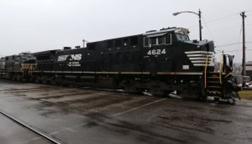 Norfolk Southern launches investigation into CEO Alan Shaw