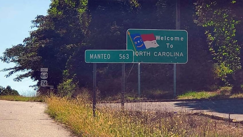 north_carolina_welcome_TN_NC