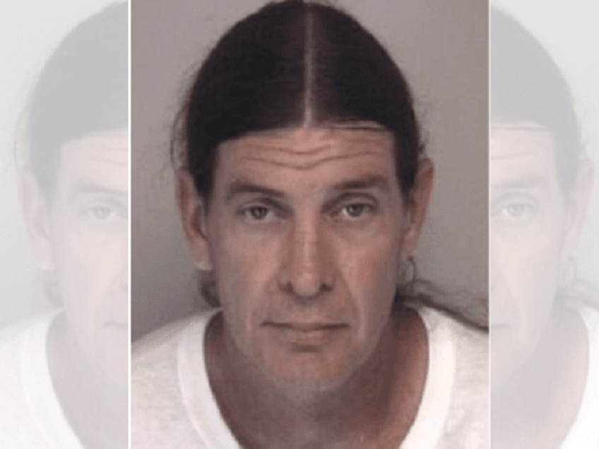 north carolina sex offender busted after allegedly chaining girl to tree