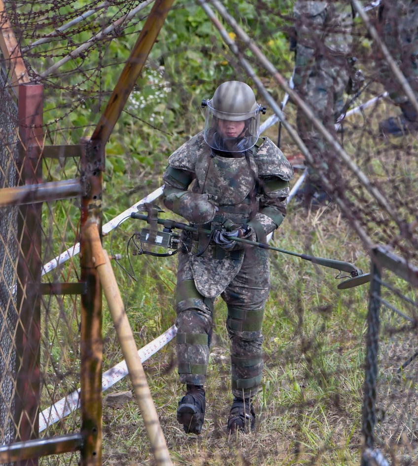 north korea installs fresh landmines in dmz